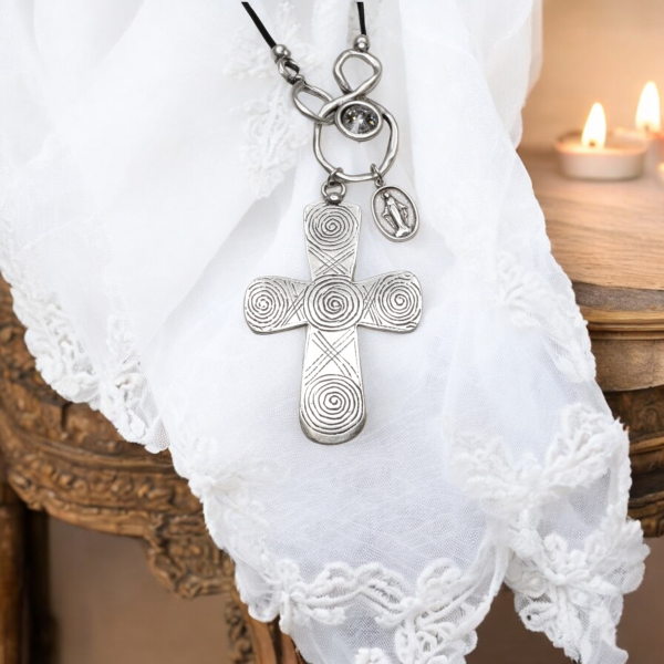 Hand Made Pewter Necklace - SKU# 1634-11
