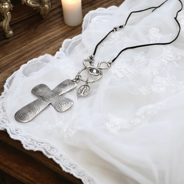 Hand Made Pewter Necklace - SKU# 1634-11 - Image 2